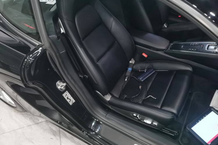 Used Porsche 718 2018 Cayman 2.0T Right Front Seat