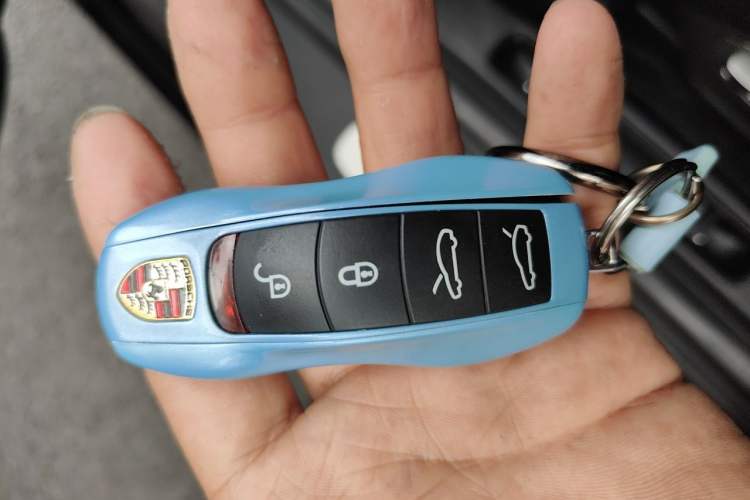 Used Porsche 718 2018 Cayman 2.0T Vehicle Key