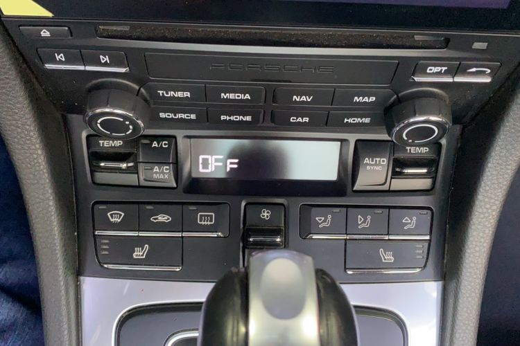 Used Porsche 718 2018 Boxster 2.0T Audio And AC Panel