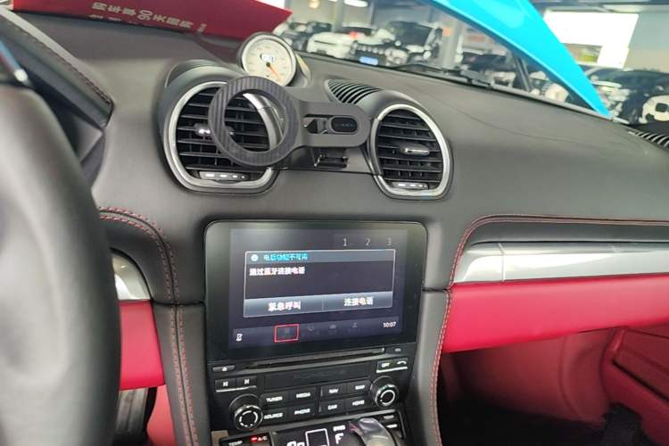 Used Porsche 718 2018 Cayman 2.0T Audio And AC Panel