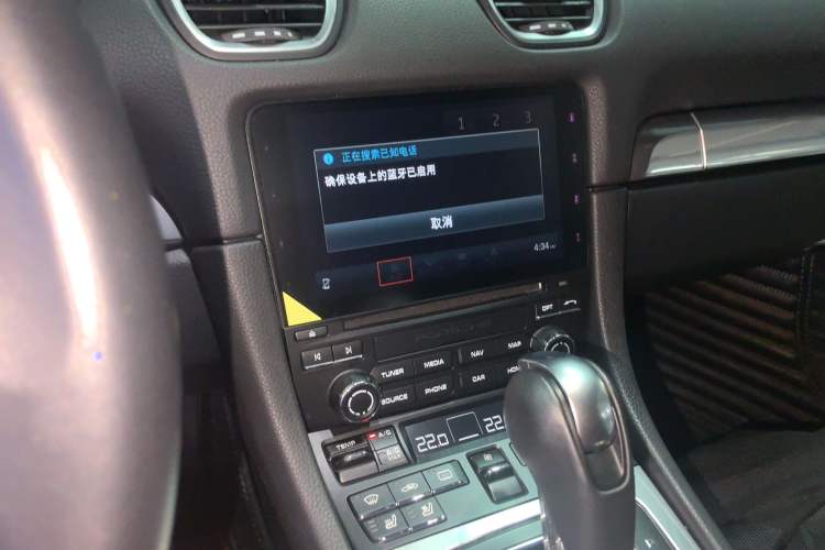 Used Porsche 718 2018 Boxster 2.0T Audio And AC Panel