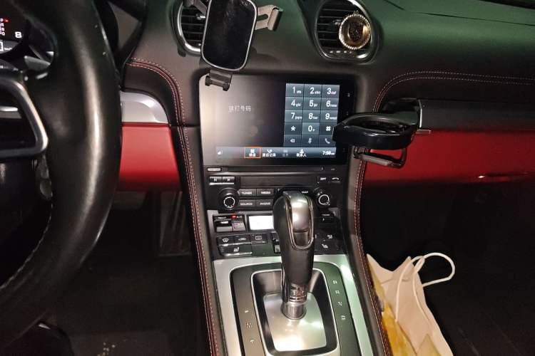 Used Porsche 718 2018 Boxster 2.0T Audio And AC Panel