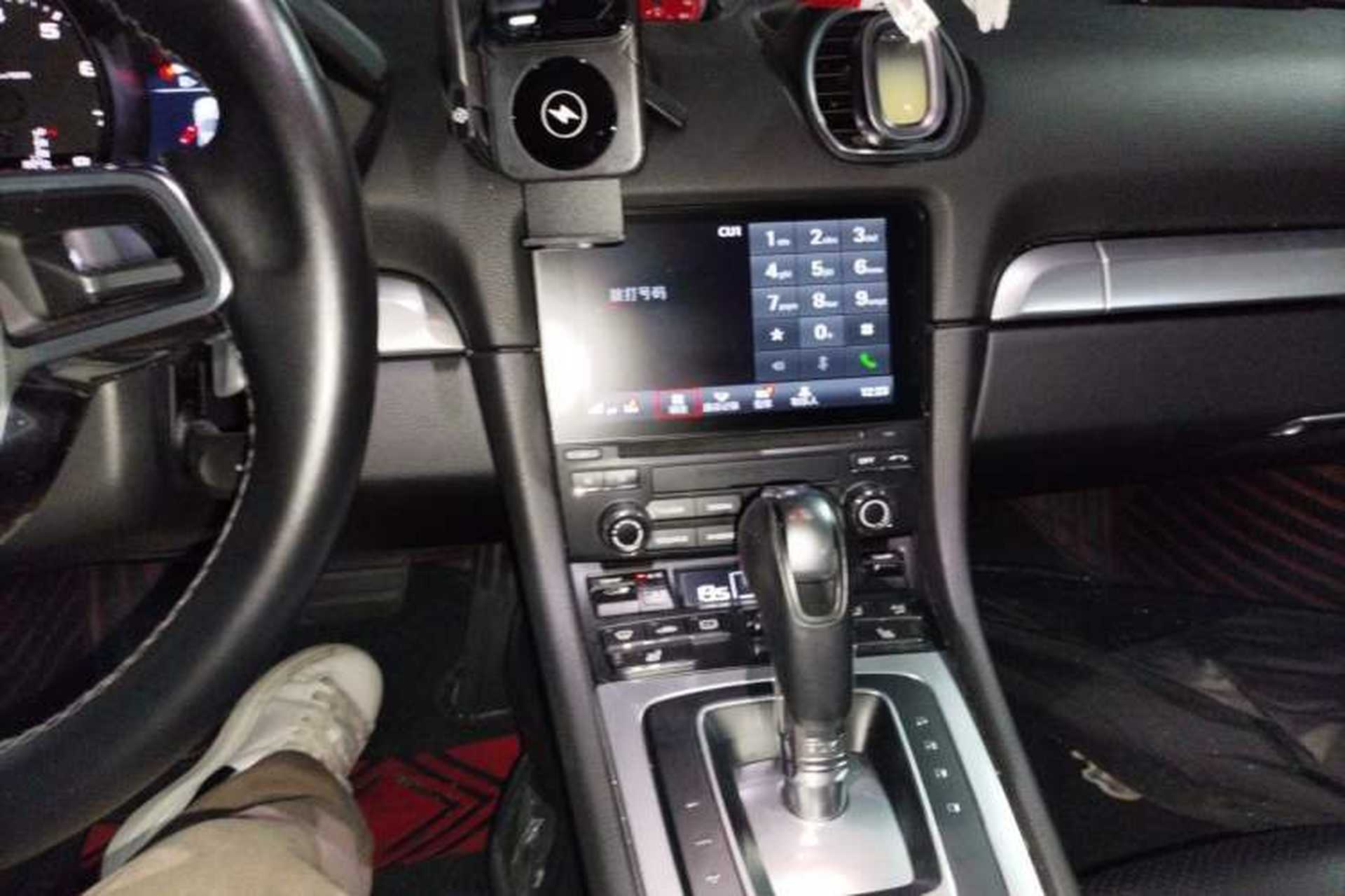 Used Porsche 718 2018 Cayman 2.0T Audio And AC Panel