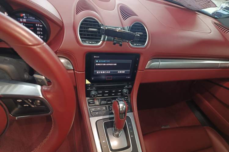 Used Porsche 718 2018 Cayman 2.0T Audio And AC Panel