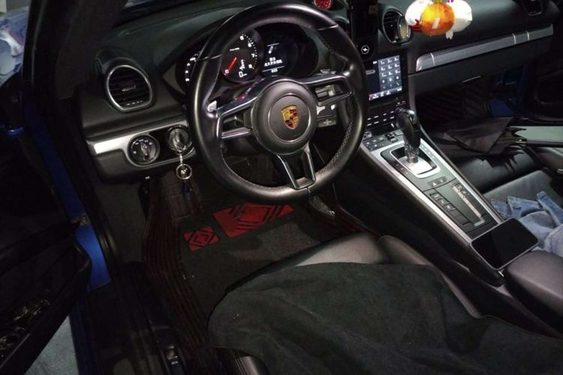 Used Porsche 718 2018 Cayman 2.0T Center Console