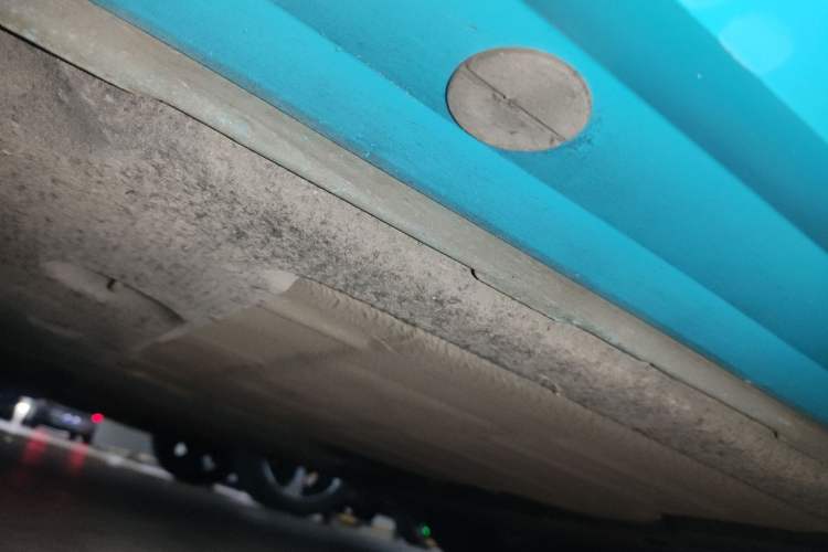 Used Porsche 718 2018 Cayman 2.0T Chassis Front Left