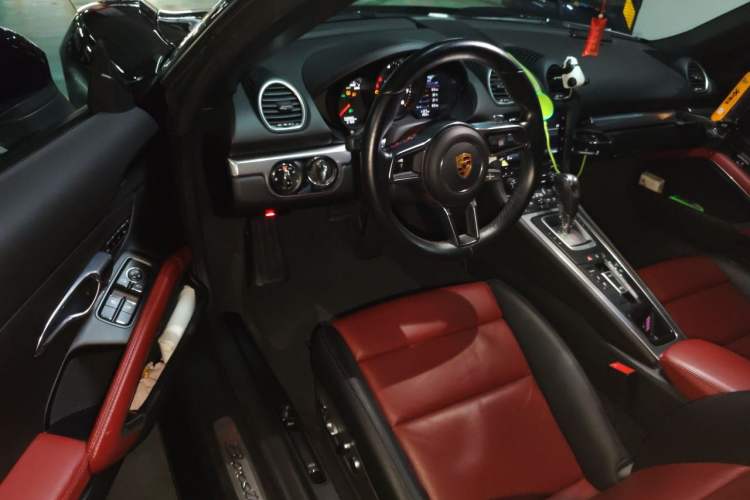 Used Porsche 718 2018 Boxster 2.0T Driver Seat