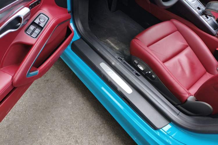 Used Porsche 718 2018 Boxster 2.0T Driver Seat