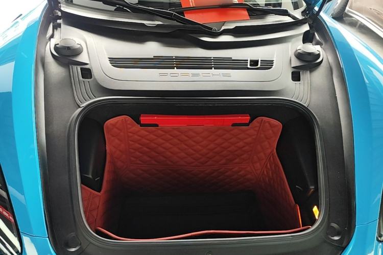 Used Porsche 718 2018 Cayman 2.0T Engine Bay