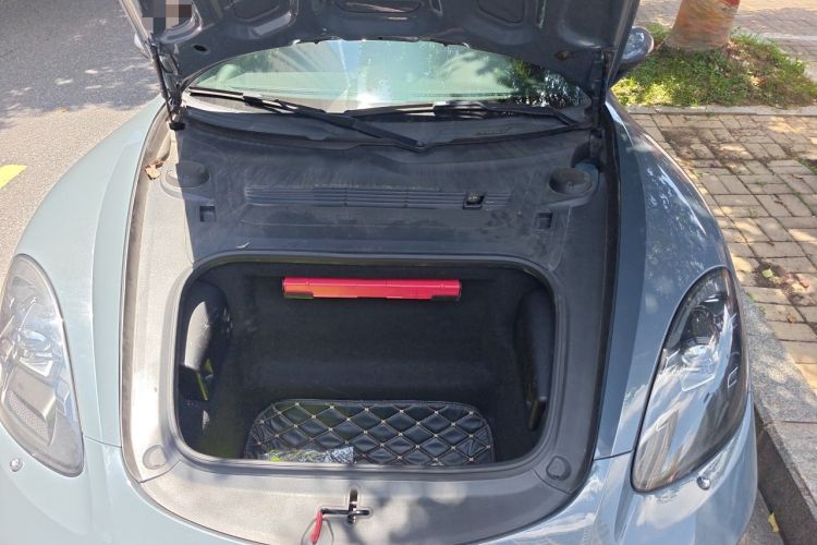 Used Porsche 718 2018 Cayman 2.0T Engine Bay