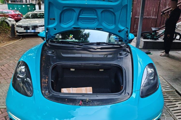Used Porsche 718  Engine Bay