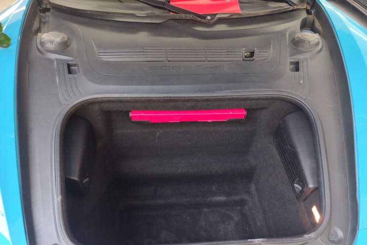 Used Porsche 718 2018 Boxster 2.0T Engine Bay
