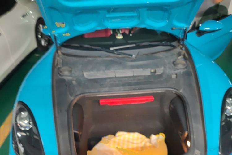Used Porsche 718 2018 Boxster 2.0T Engine Bay