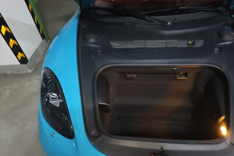 Used Porsche 718 2018 Boxster 2.0T Engine Bay Right