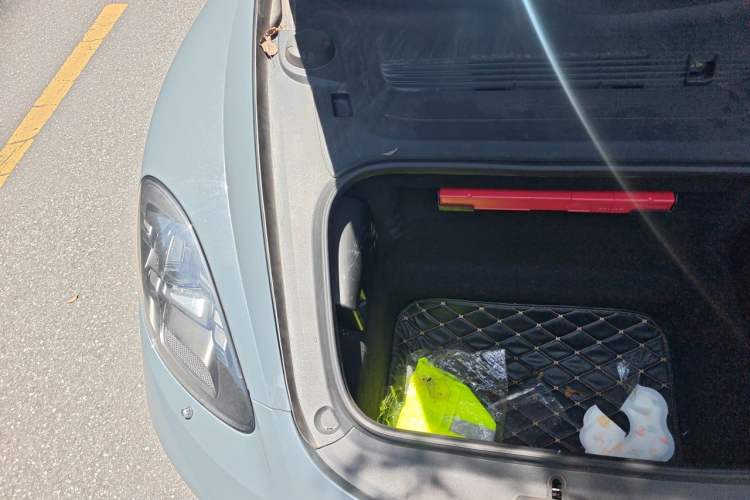 Used Porsche 718 2018 Cayman 2.0T Engine Bay Right
