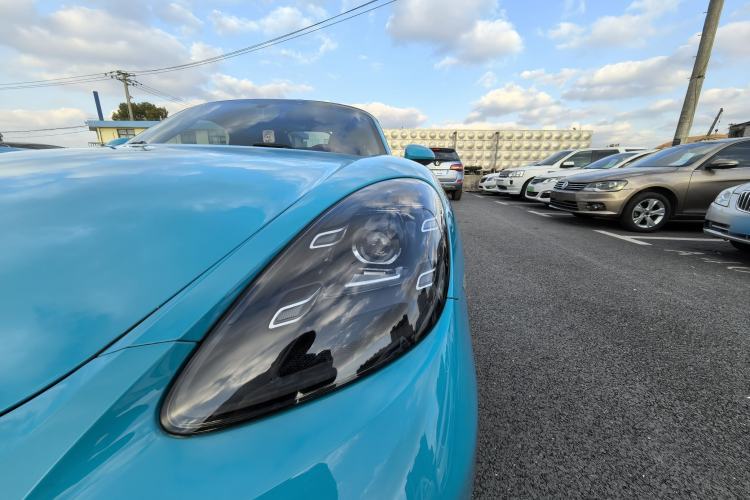 Used Porsche 718 2018 Boxster 2.0T Exterior 12