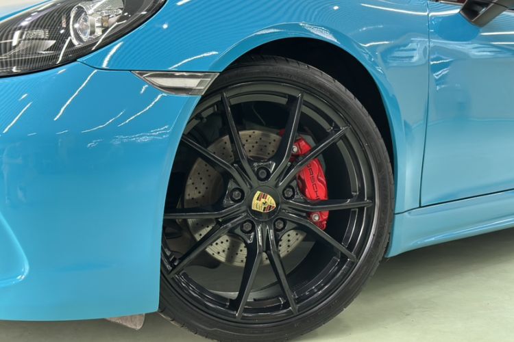 Used Porsche 718 2018 Boxster 2.0T Exterior 2