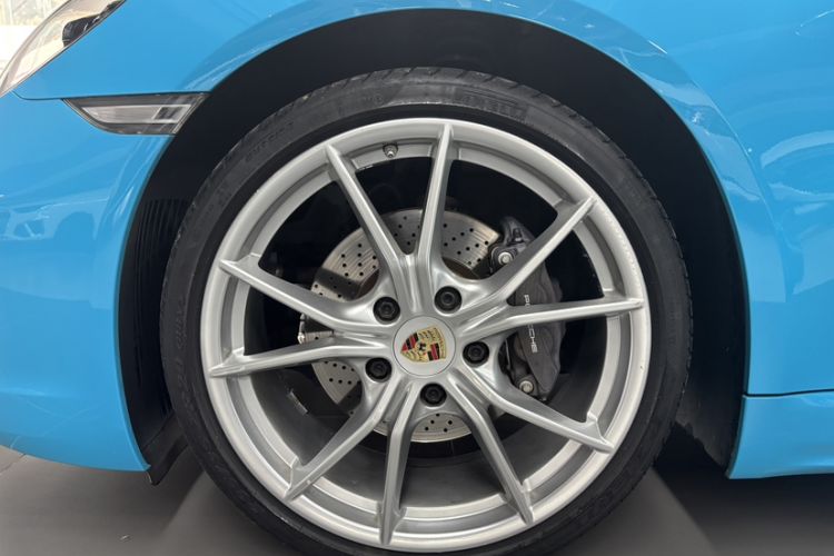Used Porsche 718 2018 Boxster 2.0T Exterior 2