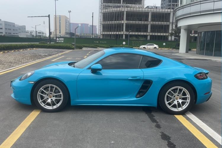 Used Porsche 718 2018 Cayman 2.0T Exterior 4