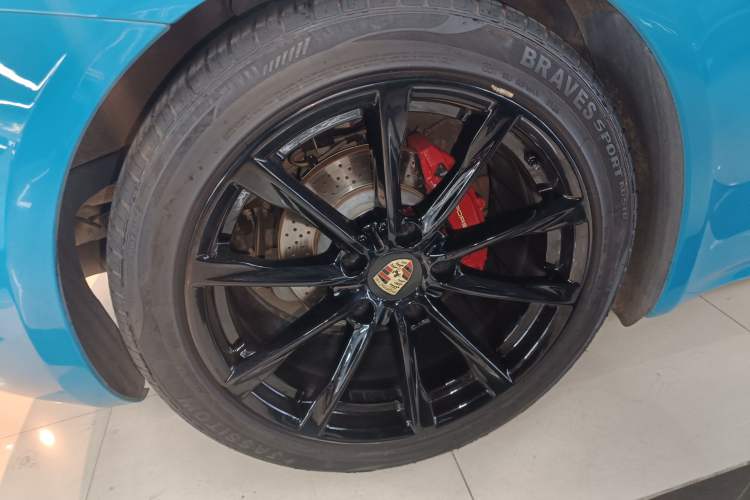 Used Porsche 718 2018 Cayman 2.0T Exterior 4