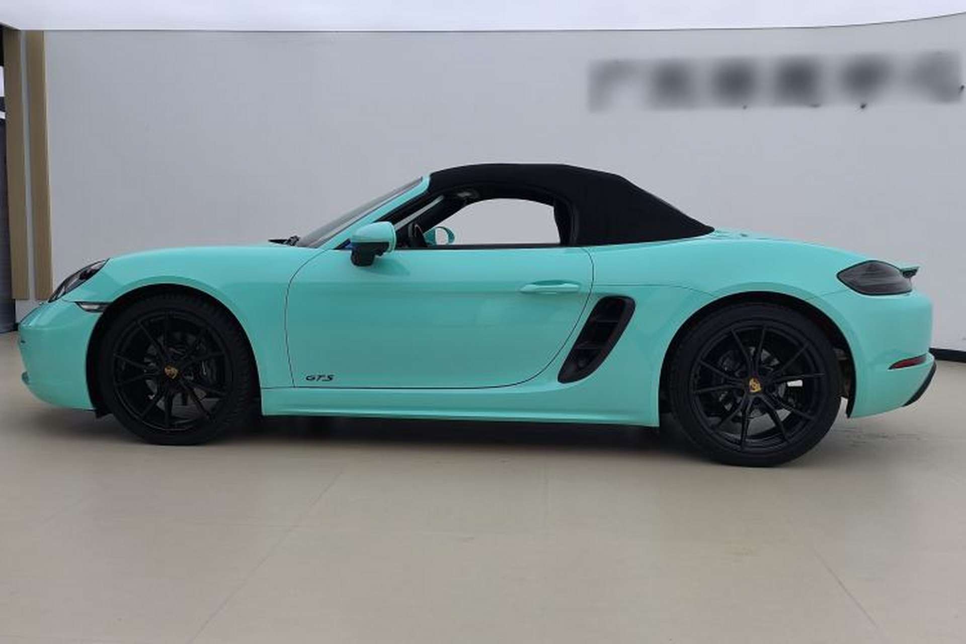 Used Porsche 718 2018 Boxster 2.0T Exterior 5
