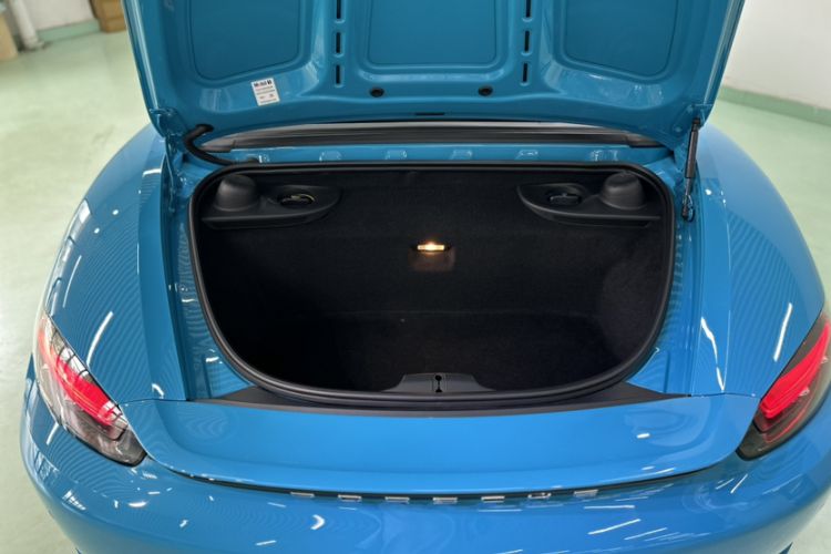 Used Porsche 718 2018 Boxster 2.0T Exterior 5
