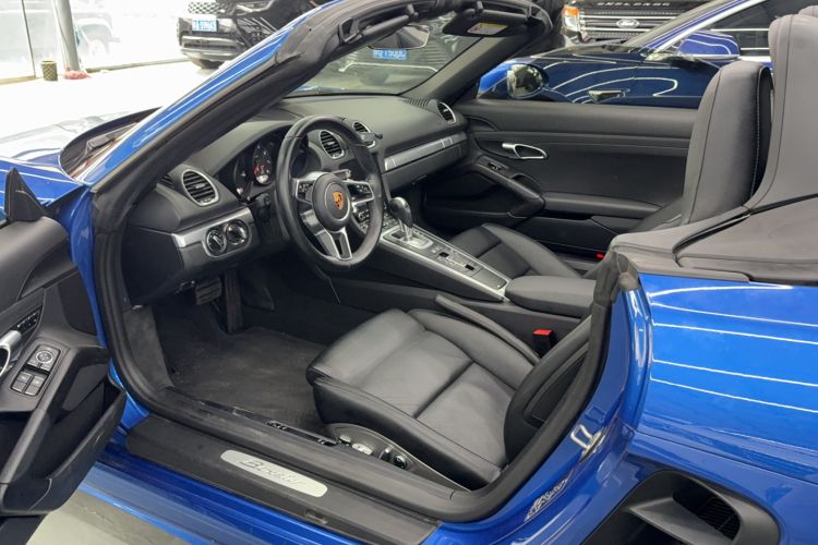 Used Porsche 718 2018 Boxster 2.0T Exterior 5
