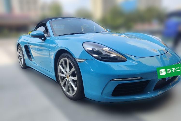Used Porsche 718 2018 Boxster 2.0T Front Right 45 Deg