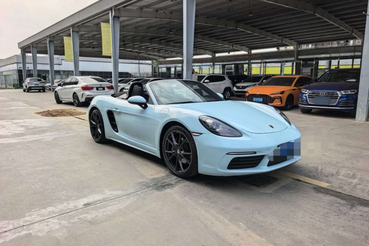 Used Porsche 718 2018 Boxster 2.0T Front Right 45 Deg