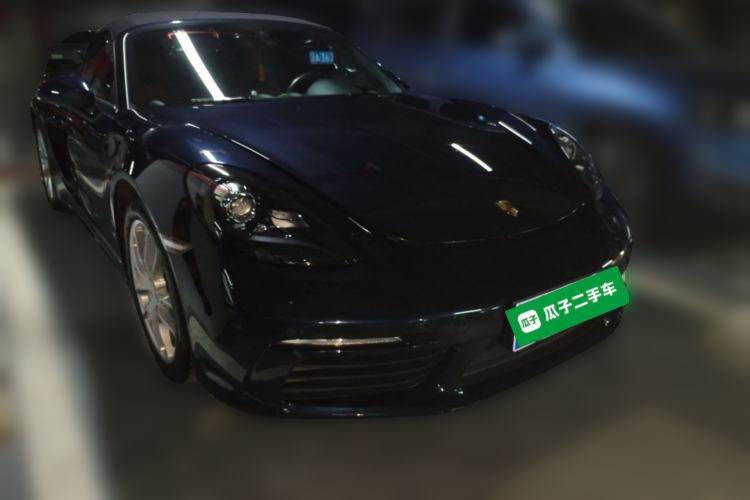 Used Porsche 718 2018 Boxster 2.0T Front Right 45 Deg