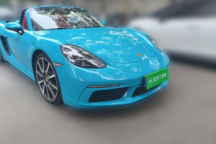 Used Porsche 718 2018 Boxster 2.0T Front Right 45 Deg