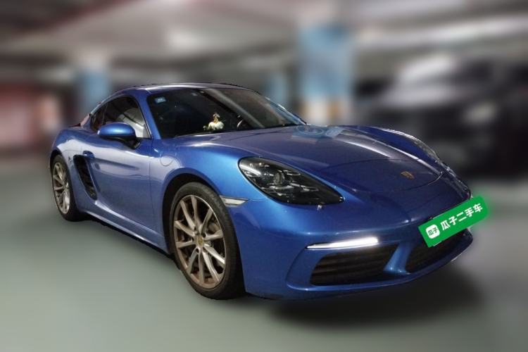 Used Porsche 718 2018 Cayman 2.0T Front Right 45 Deg