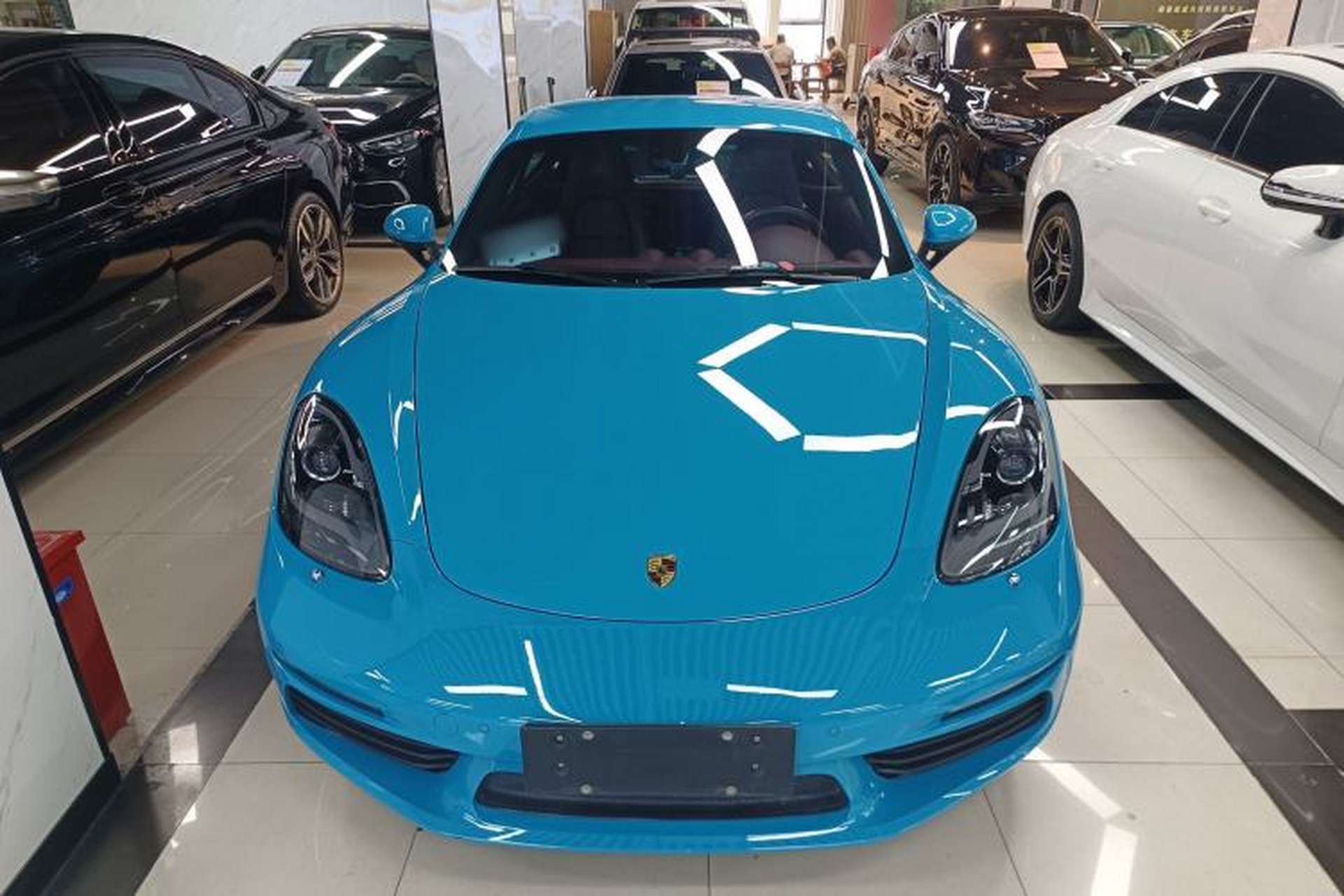 Used Porsche 718 2018 Cayman 2.0T Front