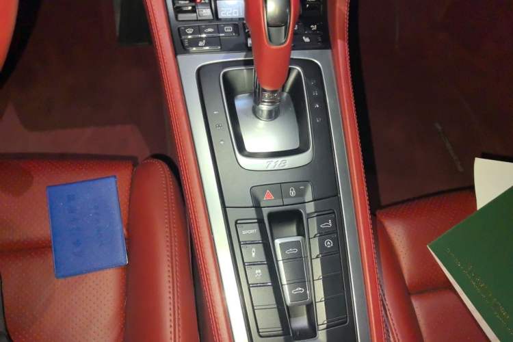 Used Porsche 718 2018 Boxster 2.0T Gear Lever