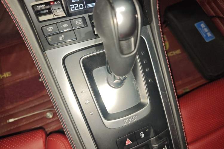 Used Porsche 718 2018 Boxster 2.0T Gear Lever