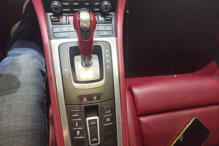 Used Porsche 718 2018 Boxster 2.0T Gear Lever
