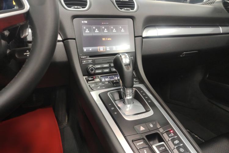 Used Porsche 718 2018 Boxster 2.0T Gear Lever