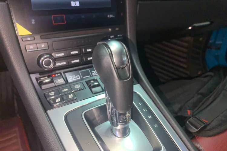 Used Porsche 718 2018 Boxster 2.0T Gear Lever