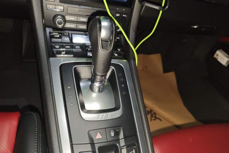 Used Porsche 718 2018 Boxster 2.0T Gear Lever