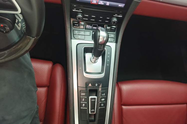 Used Porsche 718 2018 Boxster 2.0T Gear Lever