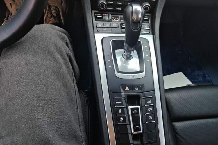 Used Porsche 718 2018 Boxster 2.0T Gear Lever