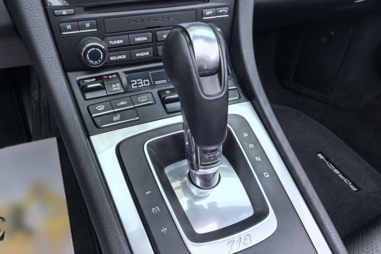 Used Porsche 718 2018 Boxster 2.0T Gear Lever