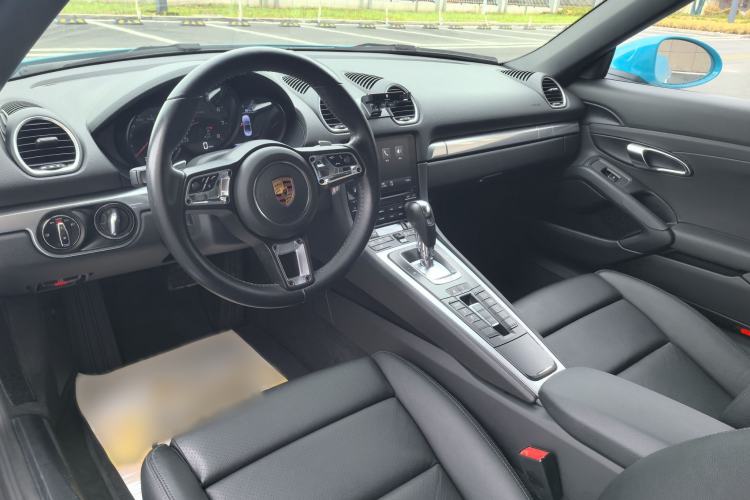 Used Porsche 718 2018 Boxster 2.0T Interior 3