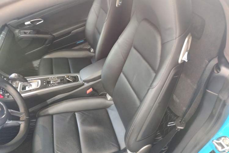 Used Porsche 718 2018 Boxster 2.0T Interior 4