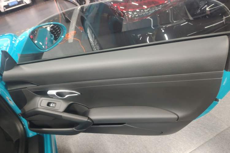 Used Porsche 718 2018 Boxster 2.0T Interior 5