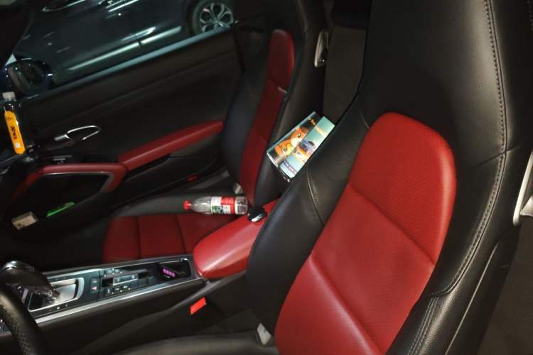 Used Porsche 718 2018 Boxster 2.0T Left Front Seat