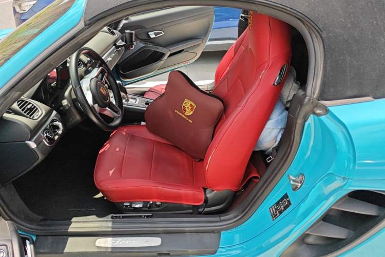 Used Porsche 718 2018 Boxster 2.0T Left Front Seat