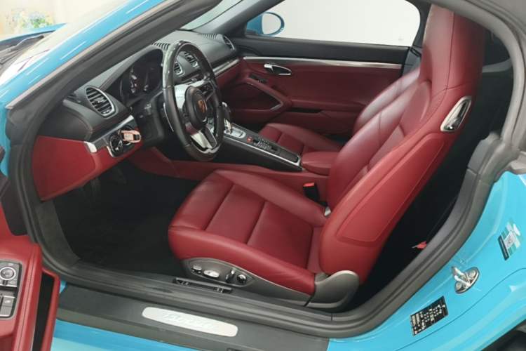 Used Porsche 718 2018 Boxster 2.0T Left Front Seat