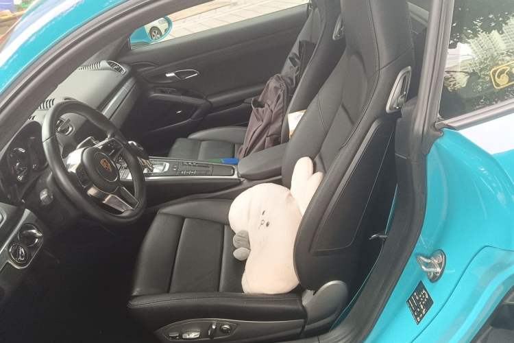 Used Porsche 718 2018 Cayman 2.0T Left Front Seat
