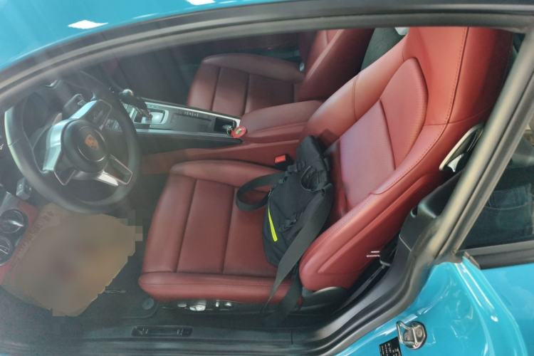 Used Porsche 718 2018 Cayman 2.0T Left Rear Seat